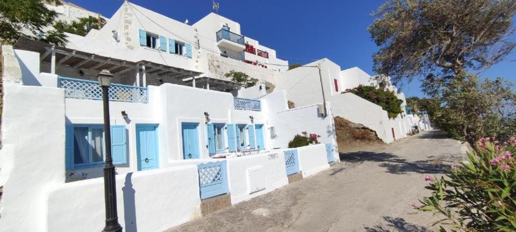 Asvestoti Mesonettes Blue Light Σιελ Μεζονετεs Hotel Pera Gyalos Bagian luar foto